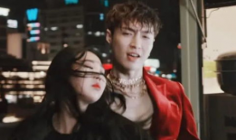 张艺兴爆料吃瓜四大瓜,揭秘娱乐圈四大神秘瓜料